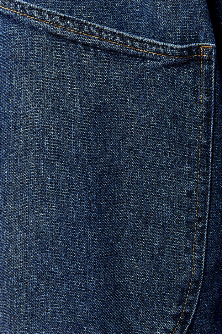 Calça Jeans Detalhe Dark