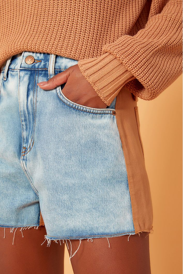 Short Jeans Detalhe Color