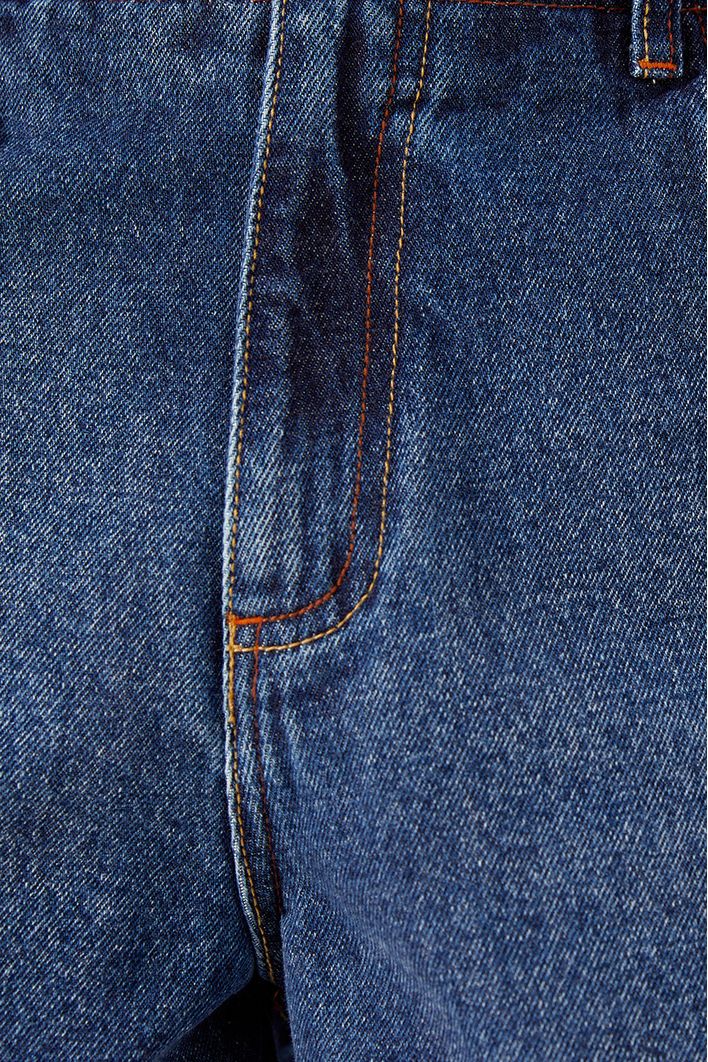 Short Jeans Detalhe Pespontos