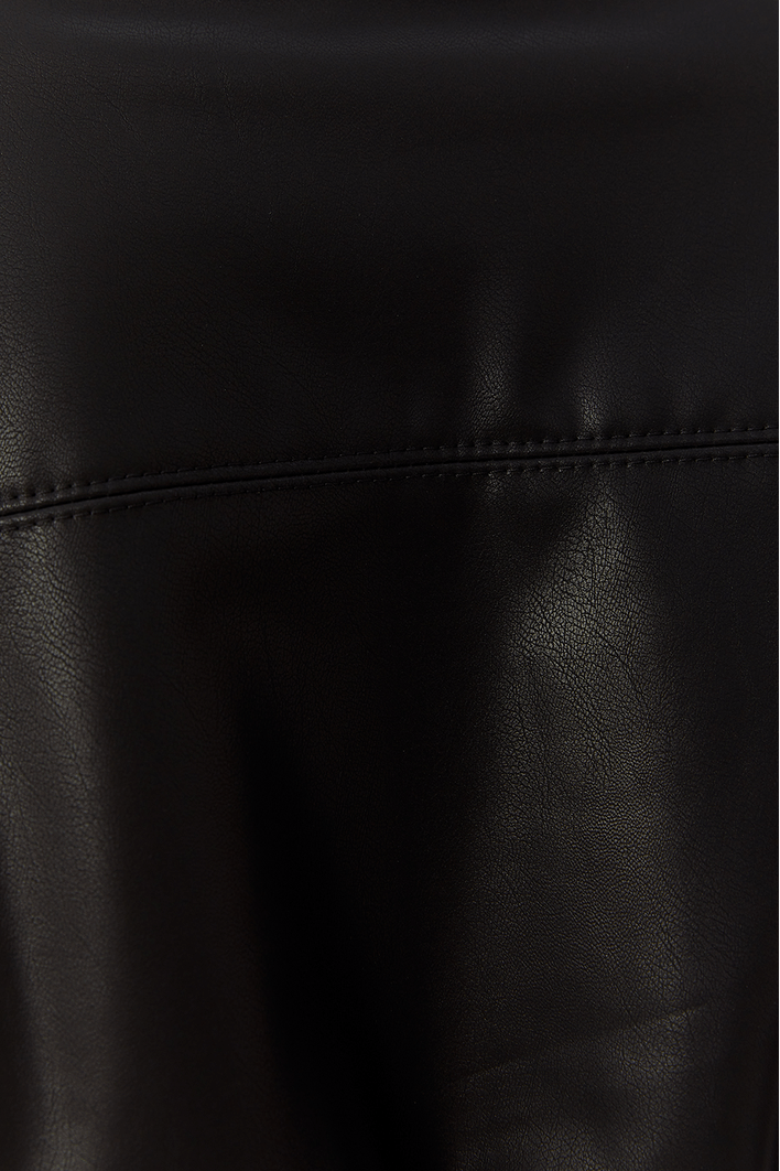 Jaqueta Cropped Malha Leather