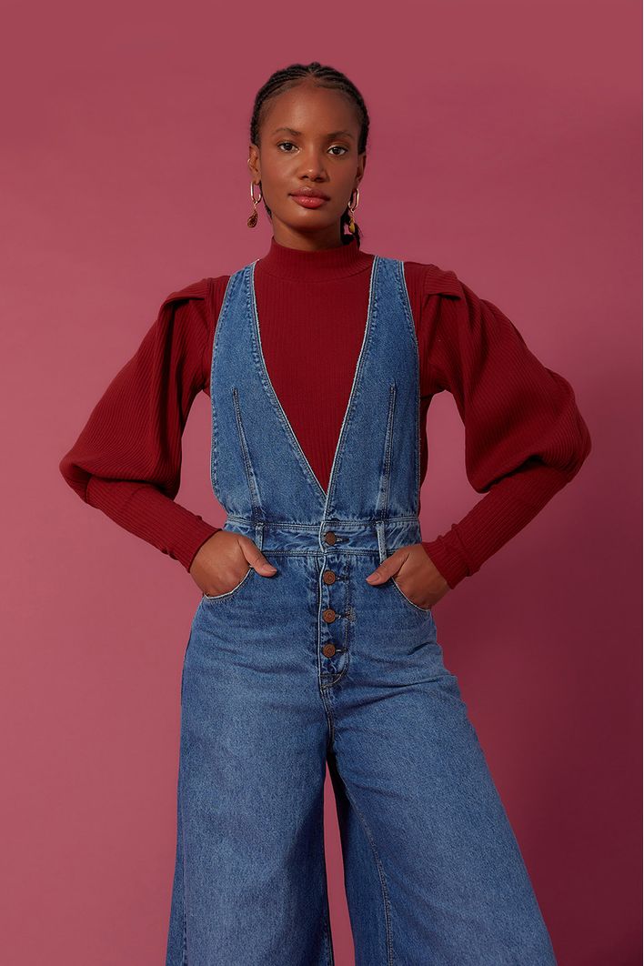 Jardineira Jeans Detalhe Zig Zag