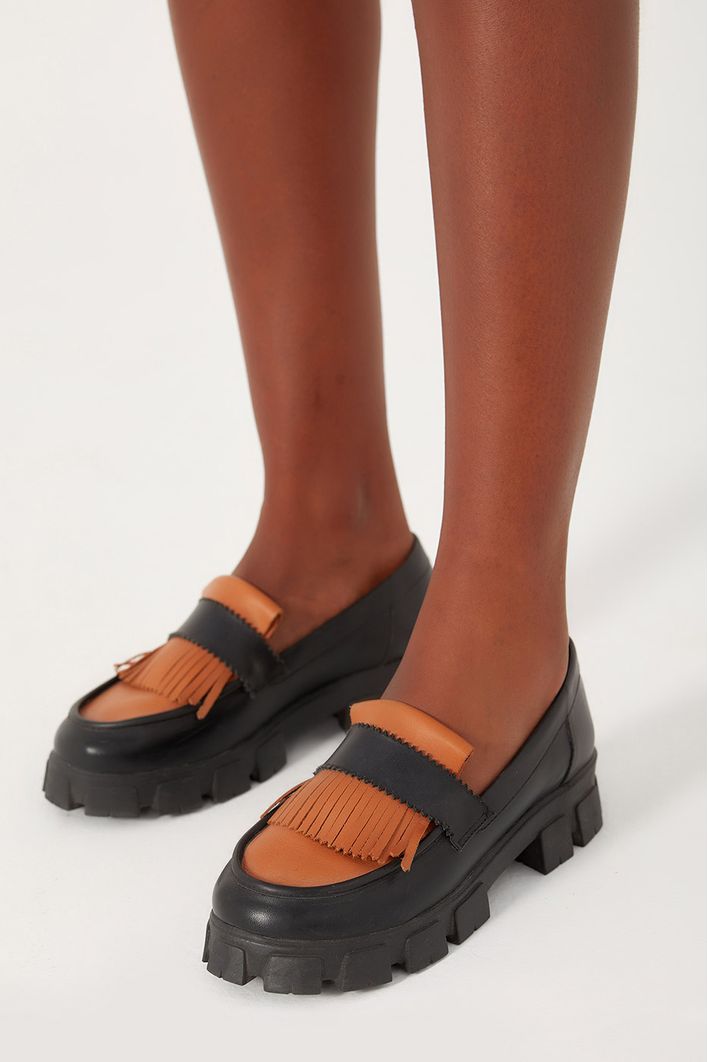 Mocassim Couro Franjas Bicolor