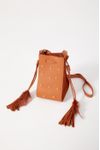 Bolsa Bucket Camurça Tachas
