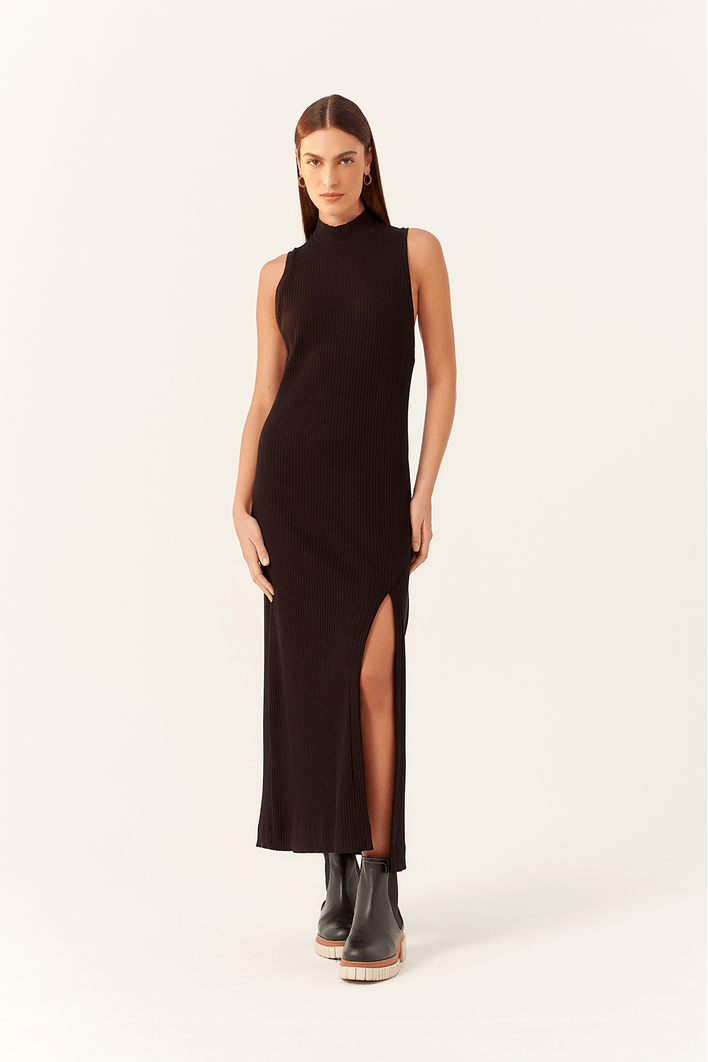 Vestido Canelado Fenda