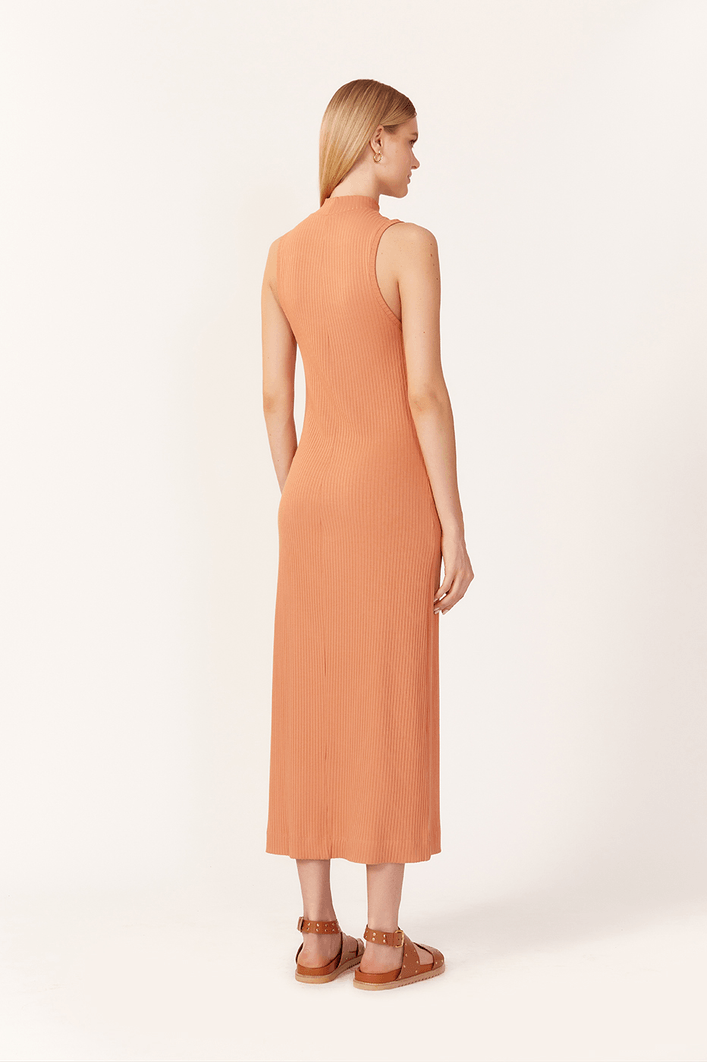 Vestido Canelado Fenda