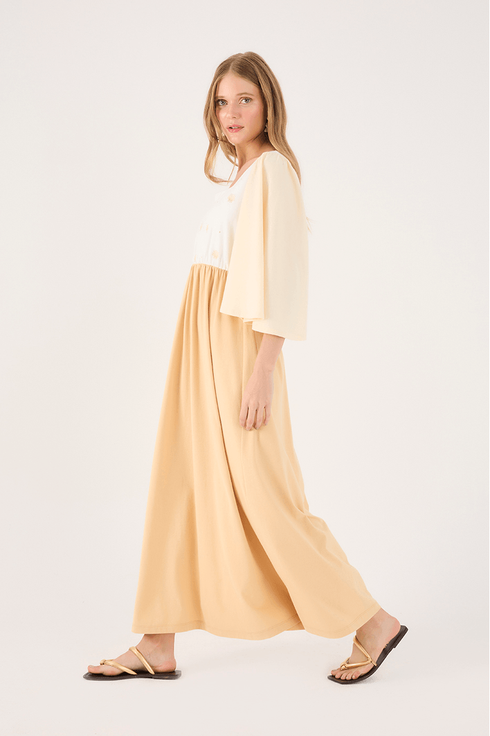 Vestido 3 Cores Com Bordado
