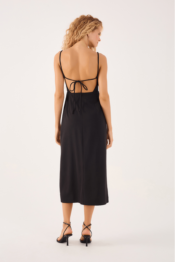 Vestido Midi Fenda Frontal