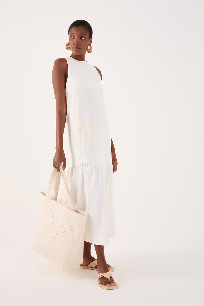 Vestido Com Aplicações Bordados