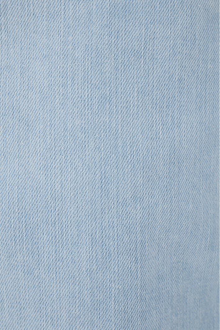 Short Jeans Basic Claro