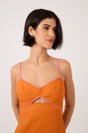 Vestido Curto Recortes