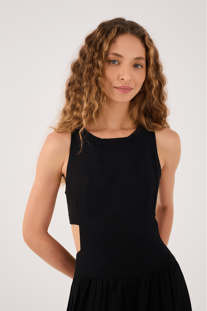 Vestido Cropped Linho Recorte Lateral