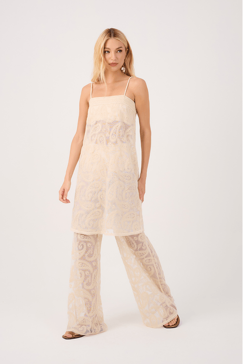 Calça Pantacourt Renda
