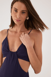 Vestido Cropped Decote Lateral