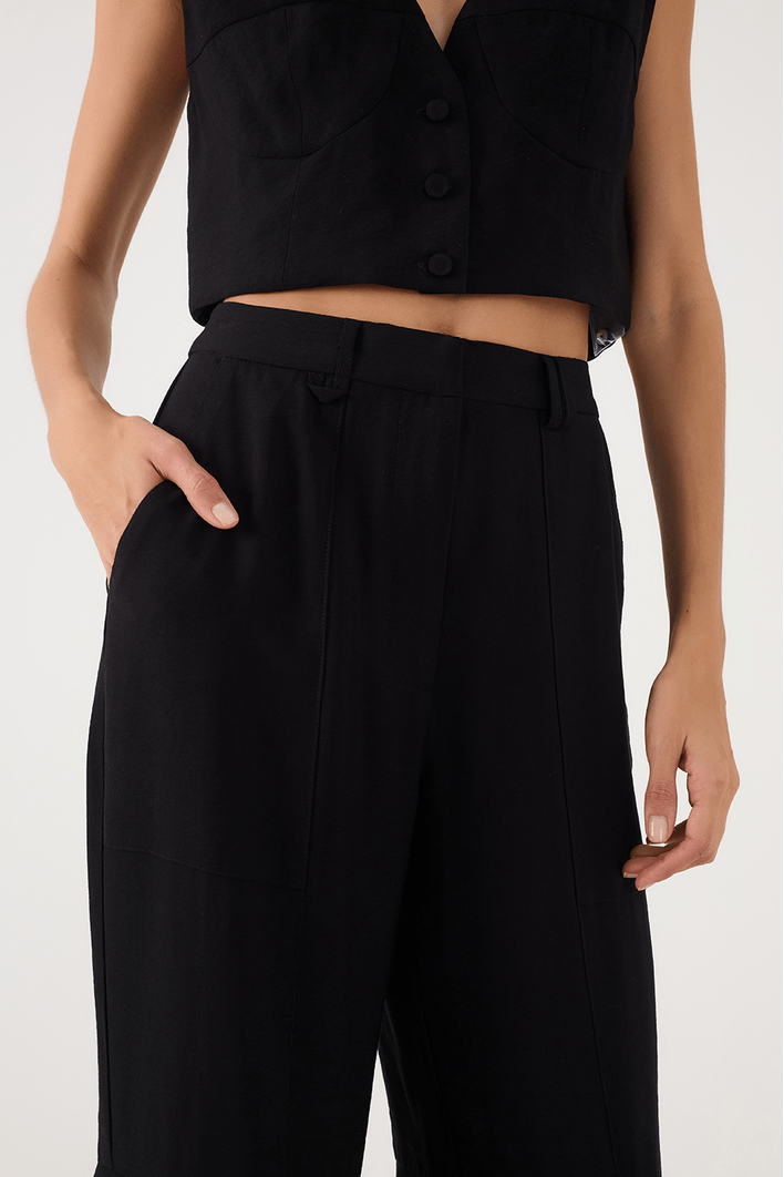Calça Bolsos Laterais