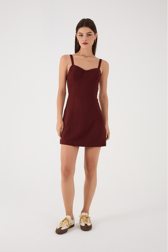 Vestido Curto Linho Recortes