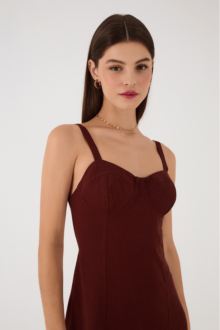 Vestido Curto Linho Recortes
