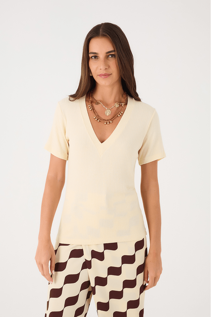 T-shirt Básica Decote V