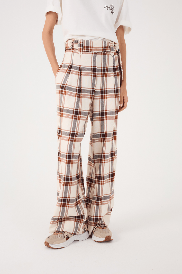 Calça Xadrez Fivela Cós