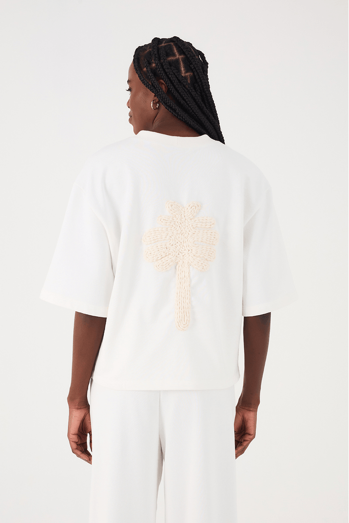 T-shirt Moletom Com Bordado