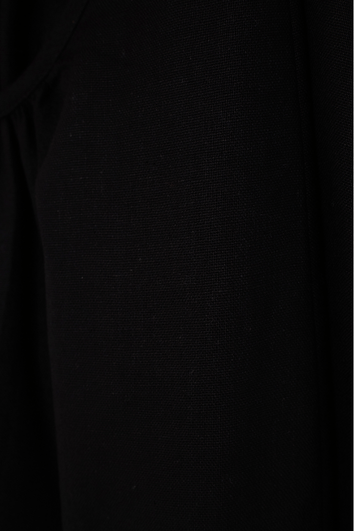 Vestido Curto Linho Bolsos Laterais