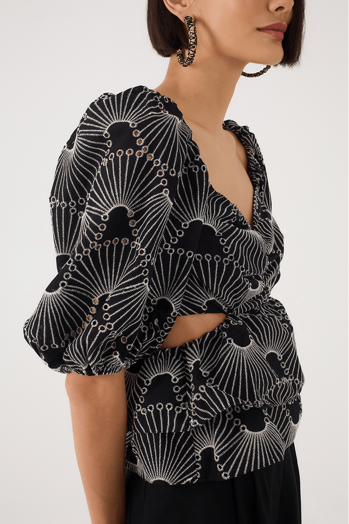 Blusa Algodão Bordado Ondas