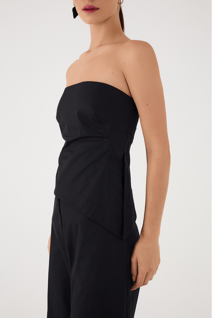 Blusa Sem Alça Assimétrica