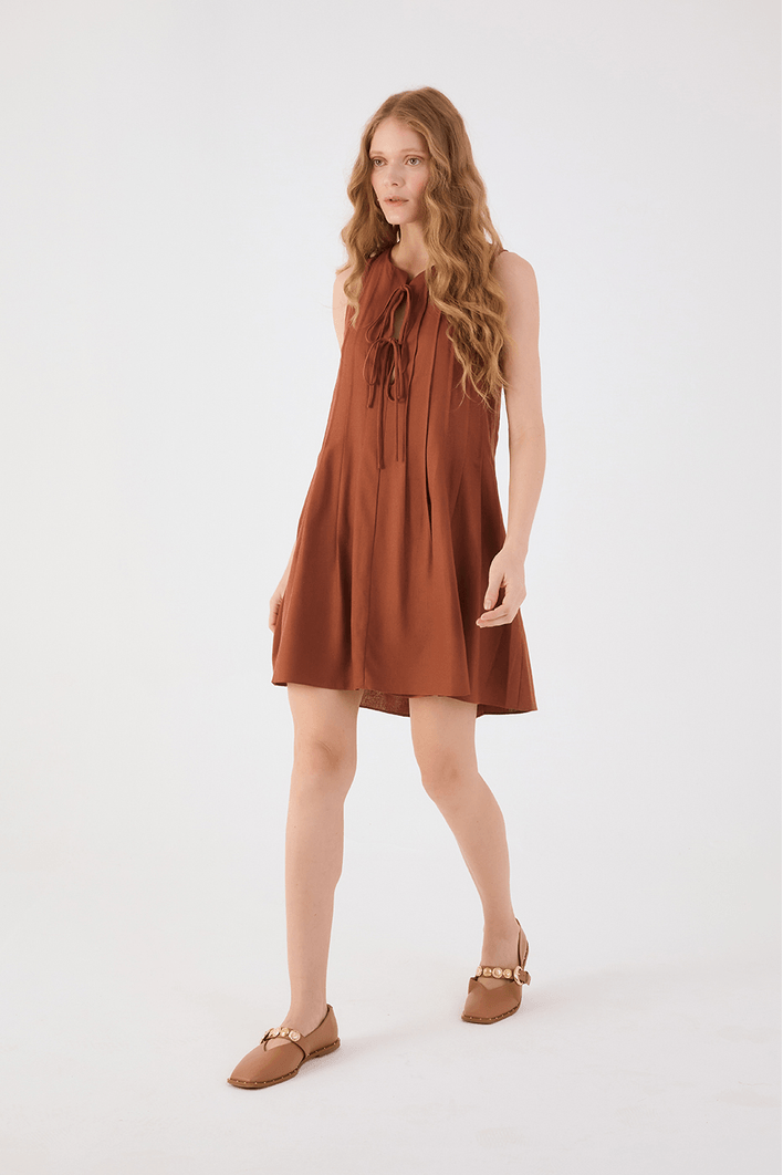 Vestido Curto Nervura Linho
