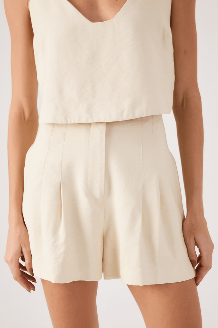 Short Alfaiataria Pregas