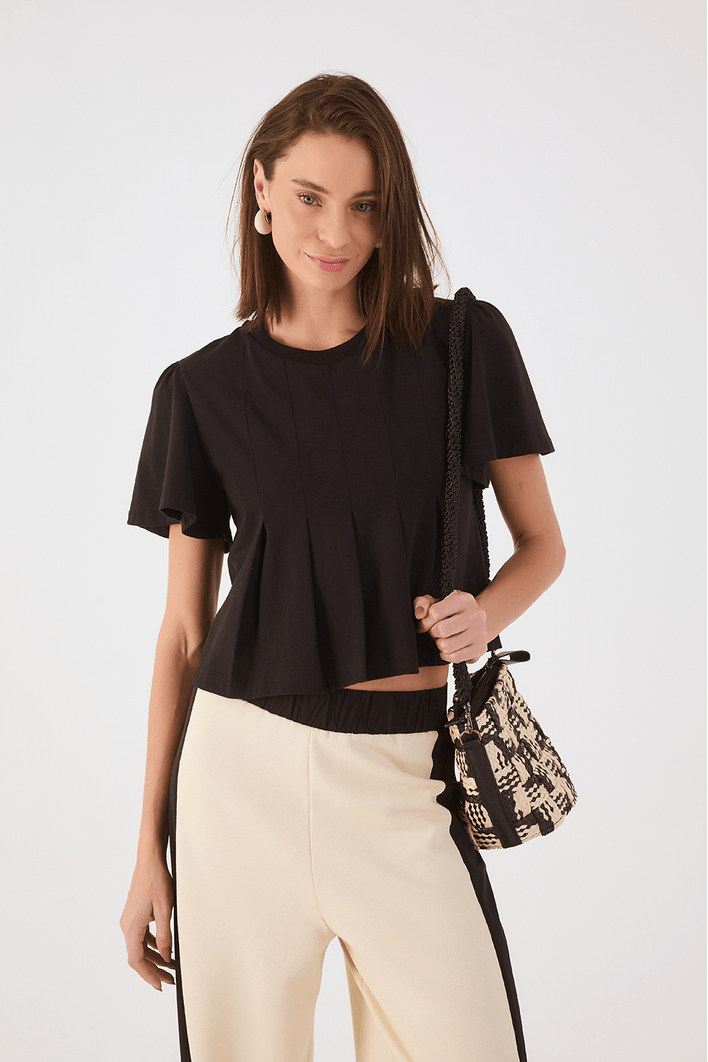 Blusa Batinha Com Pregas