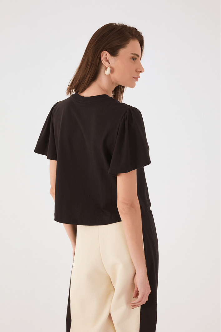 Blusa Batinha Com Pregas