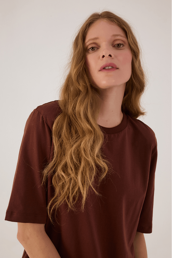 Blusa T-shirt Com Ombreira