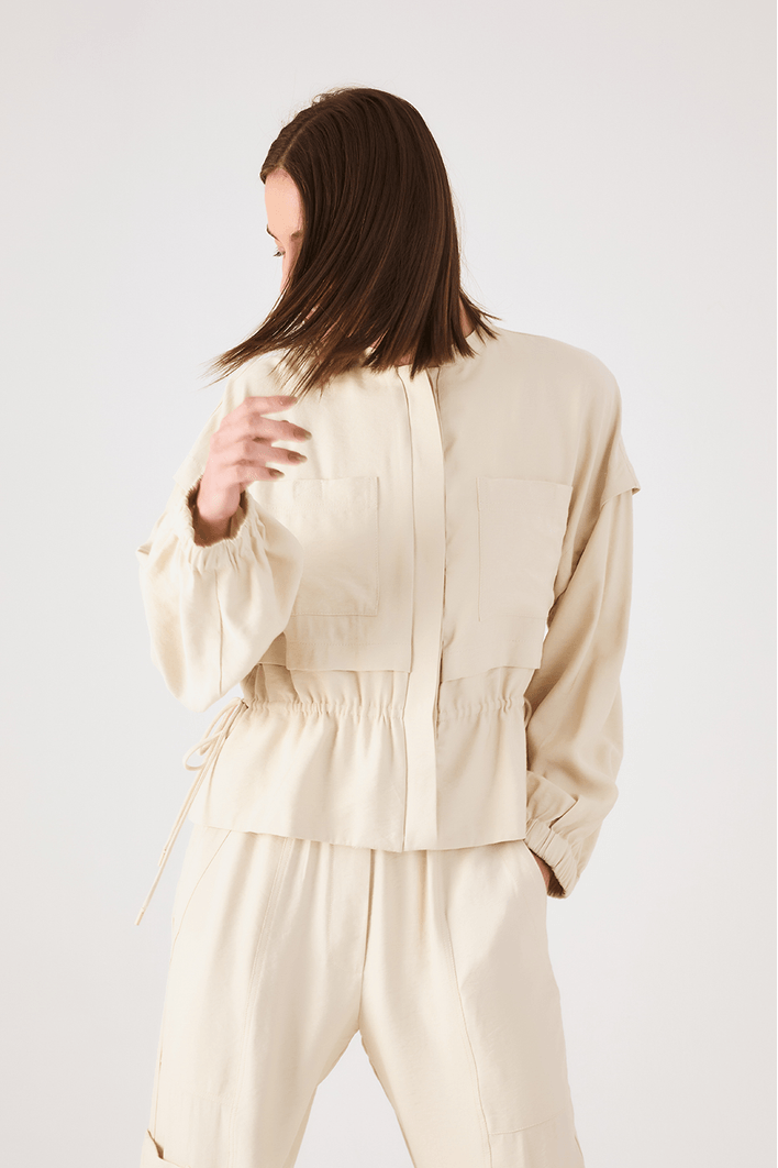 Parka Com Sobreposição