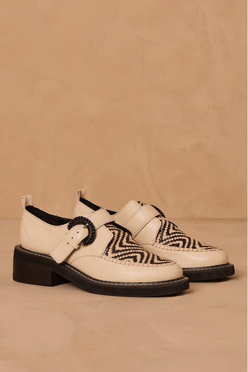 Mocassim Palha Detalhe Tressê