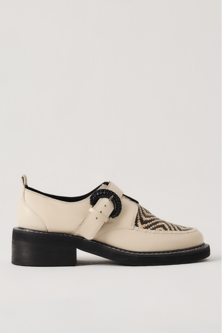 Mocassim Palha Detalhe Tressê