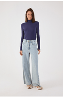 Calça Jeans Costura Deslocada