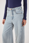 Calça Jeans Costura Deslocada
