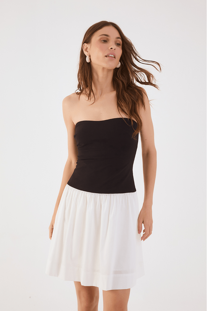 Vestido Curto Sem Alças