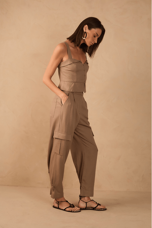 Calça Linho Bolsos Laterais
