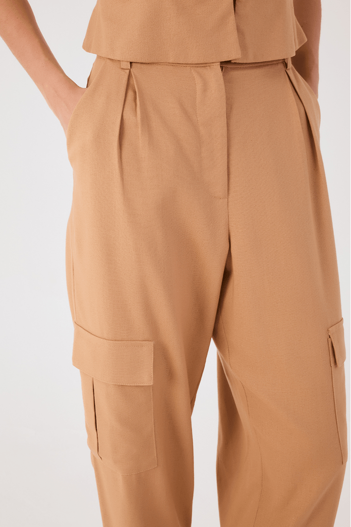 Calça Linho Bolsos Laterais