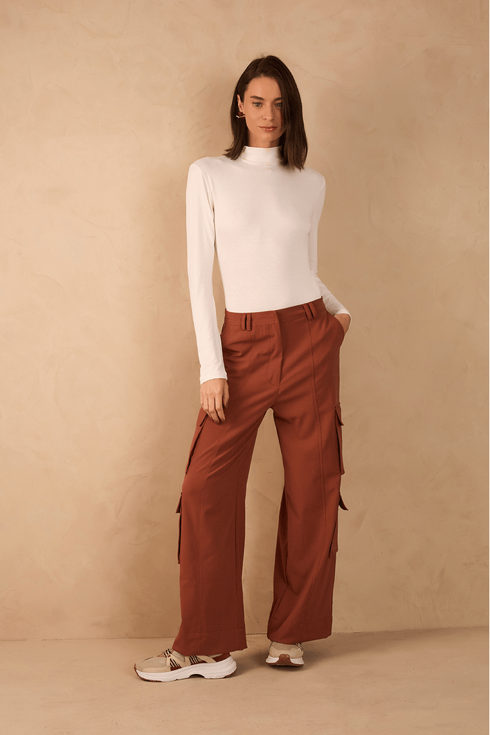 Calça Alfaiataria Bolso Cargo
