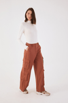 Calça Alfaiataria Bolso Cargo