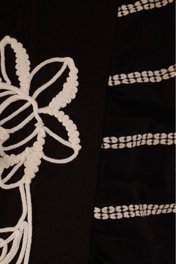 Blusa Algodão Pespontado Bordado