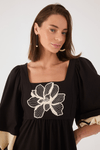 Vestido Pala Bordado Flor