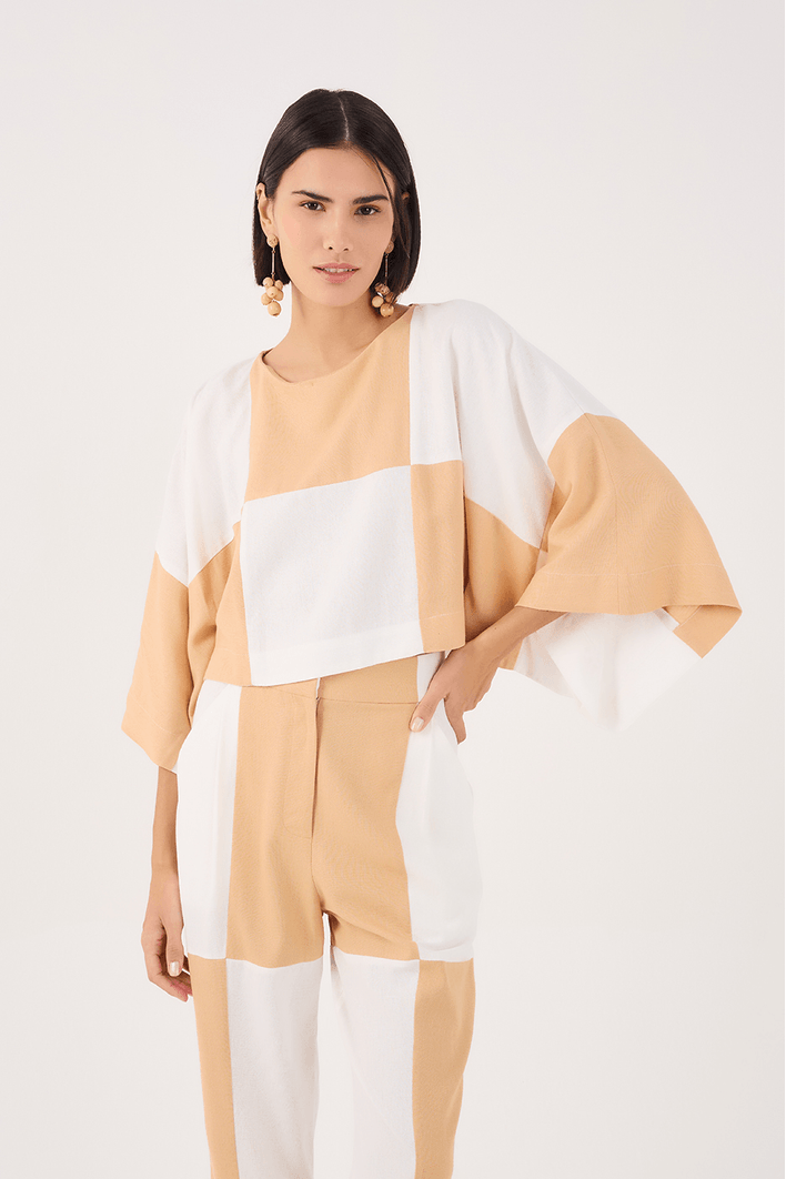 Blusa Linho Recortes