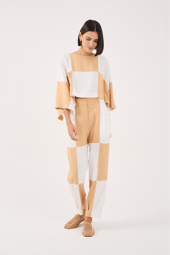 Blusa Linho Recortes