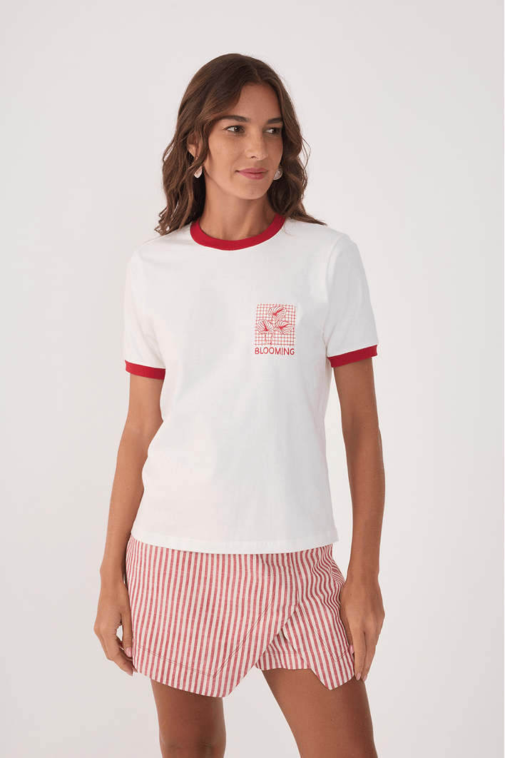 T-shirt Blooming Bordado