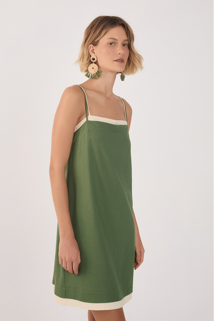 Vestido Curto Linho Sobreposto