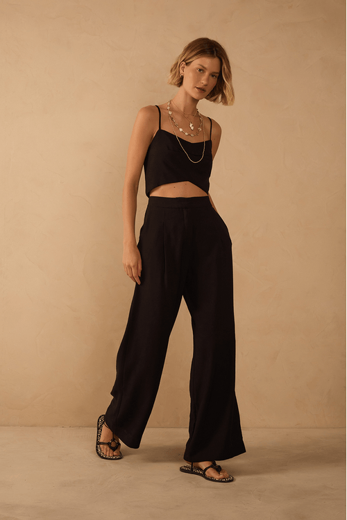 Calça Pregas Bolso Com Lapela