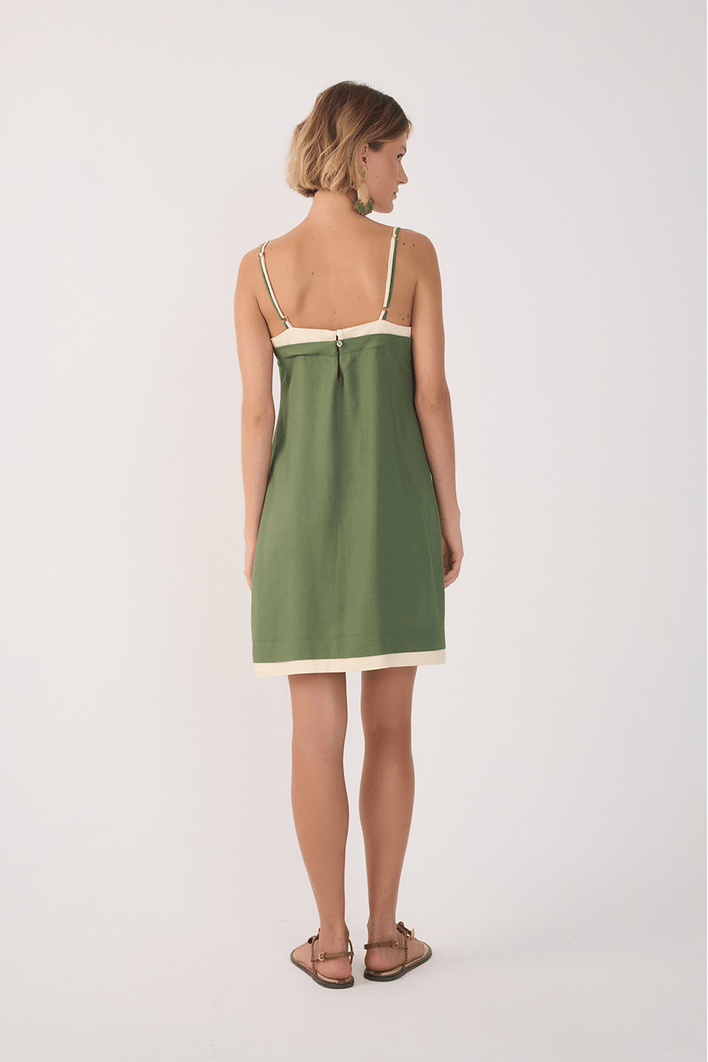 Vestido Curto Linho Sobreposto