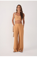 Calça Pregas Bolso Com Lapela